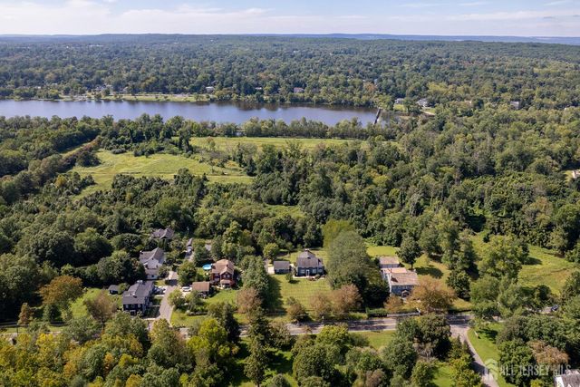 10 Old Nursery Lane, South Brunswick, NJ 08540