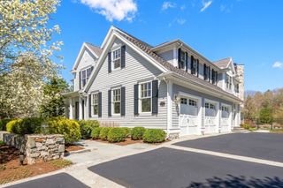 1 Betsy Ln, Dover, MA 02030