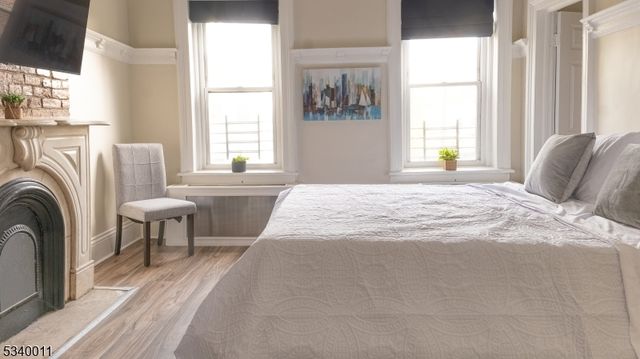 333 Forrest St, Jersey City, NJ 07304