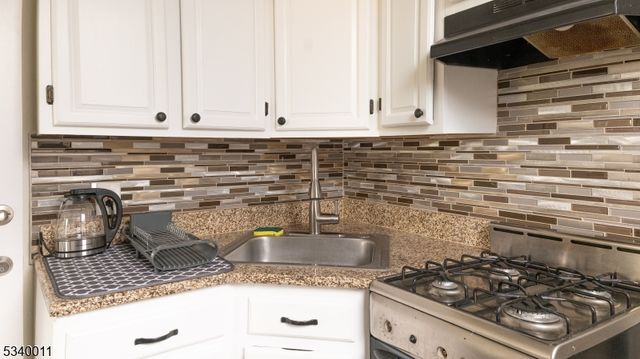 333 Forrest St, Jersey City, NJ 07304