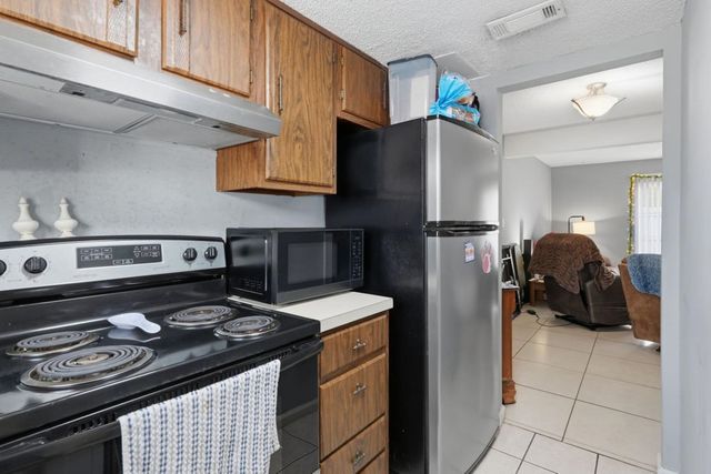 1025 Carolina Rd Apt B4, Conway, SC 29526