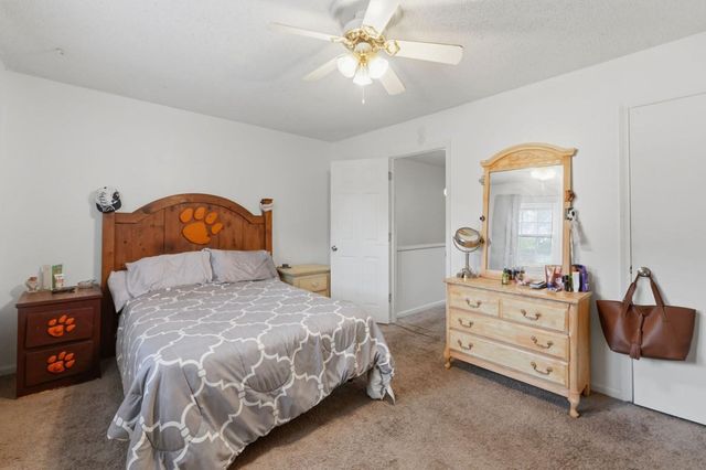 1025 Carolina Rd Apt B4, Conway, SC 29526