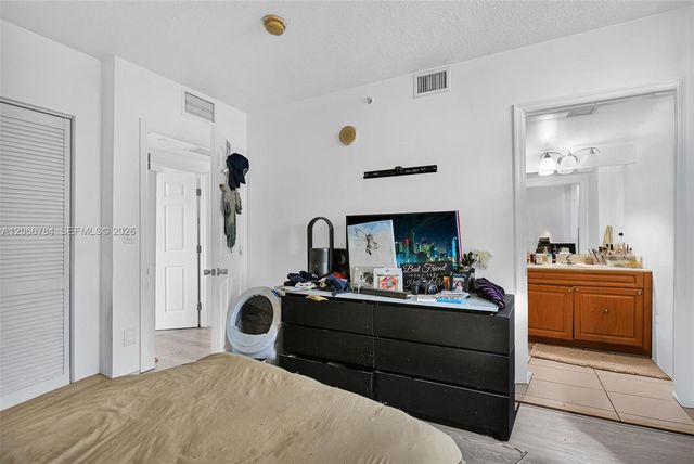 900 SW 8th Street 908, Miami, FL 33130