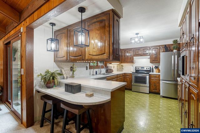 503 Tierra Dr NE, Salem, OR 97301