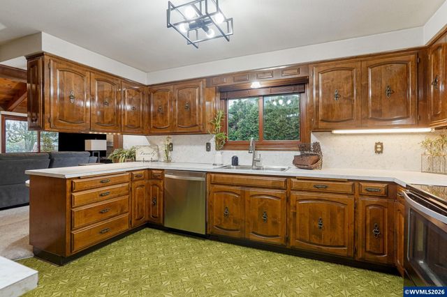 503 Tierra Dr NE, Salem, OR 97301