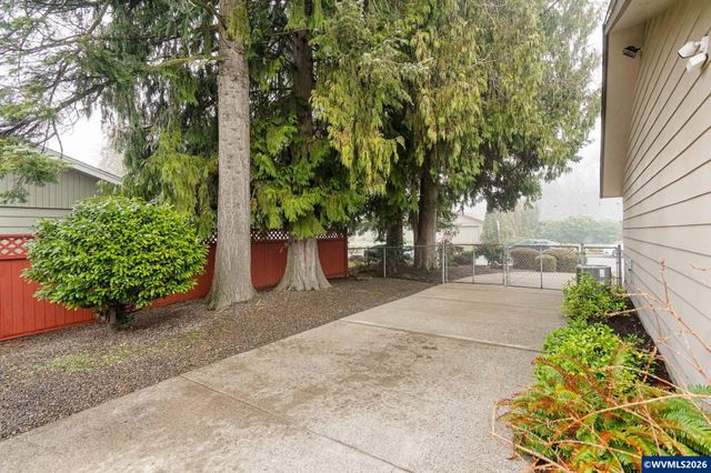 503 Tierra Dr NE, Salem, OR 97301