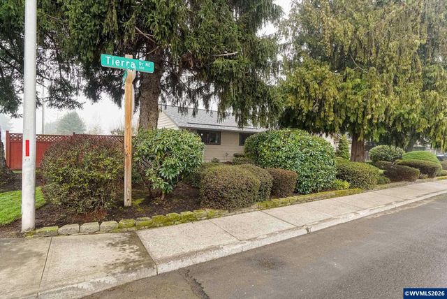 503 Tierra Dr NE, Salem, OR 97301