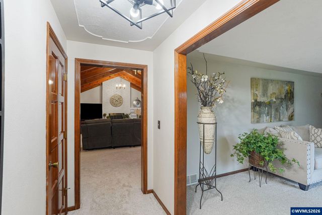 503 Tierra Dr NE, Salem, OR 97301