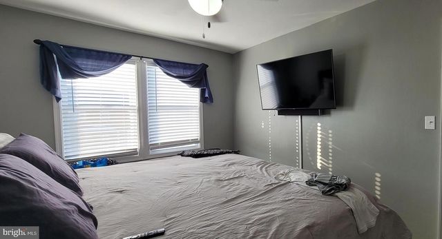 3927 CEDARDALE RD, Baltimore, MD 21215