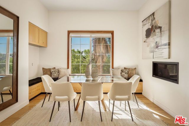 13173 Pacific 202, Los Angeles, CA 90094
