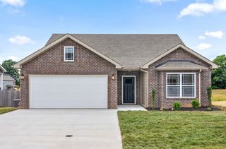 1360 Harmon Ln, Clarksville, TN 37042