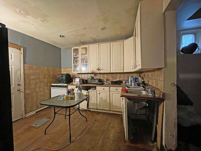 4930 W Adams Street, Chicago, IL 60644