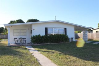 421 SE Solaz Ave, Port St Lucie, FL 34983