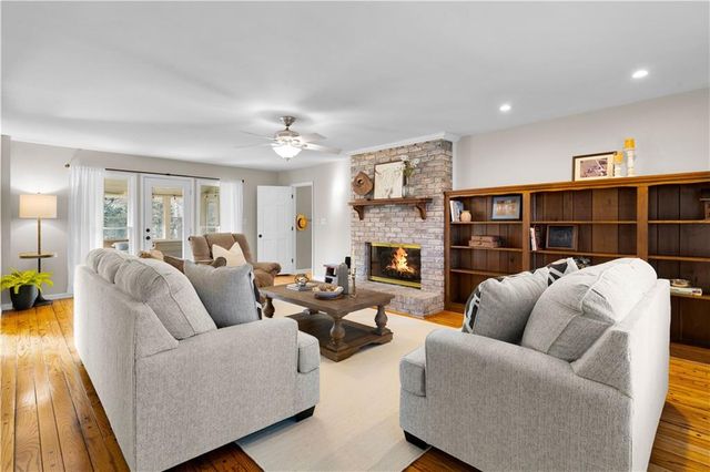 3011 Castleton Way, Marietta, GA 30062