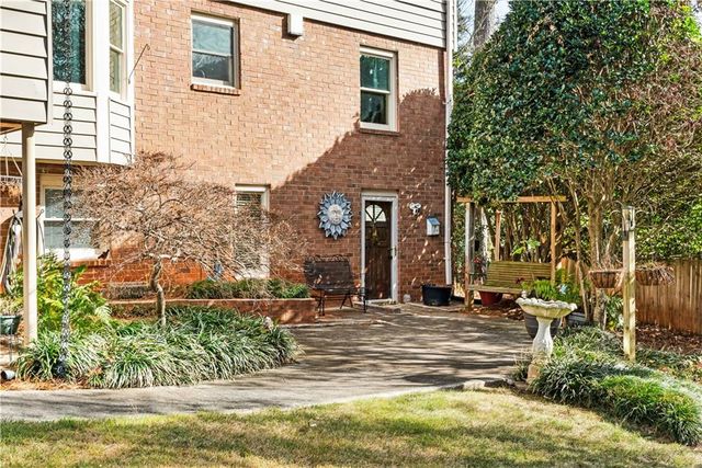 3011 Castleton Way, Marietta, GA 30062