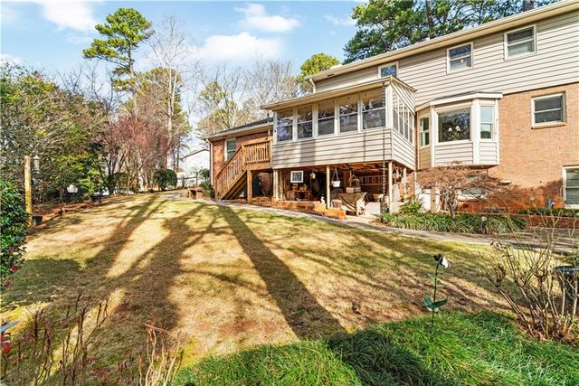 3011 Castleton Way, Marietta, GA 30062