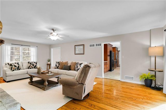 3011 Castleton Way, Marietta, GA 30062