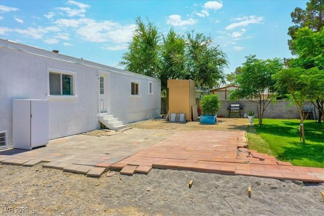 3840 Point Drive, Pahrump, NV 89060