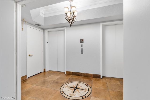 2857 Paradise Road 301, Las Vegas, NV 89109