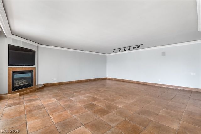 2857 Paradise Road 301, Las Vegas, NV 89109