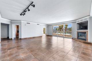 2857 Paradise Road 301, Las Vegas, NV 89109