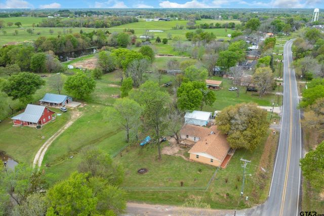 542 Houston St. FM 859, Edgewood, TX 75117