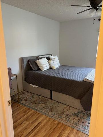 312 Knotty Pine Circle B2, Greenacres, FL 33463