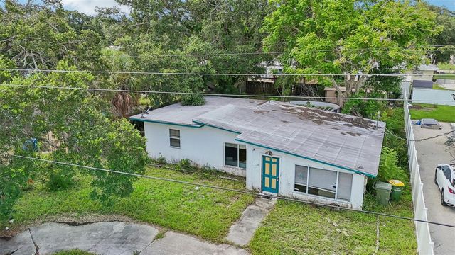 2524 NOVUS STREET, Sarasota, FL 34237