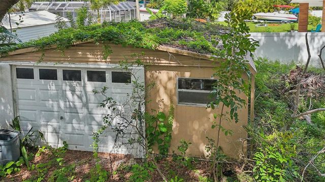 2524 NOVUS STREET, Sarasota, FL 34237