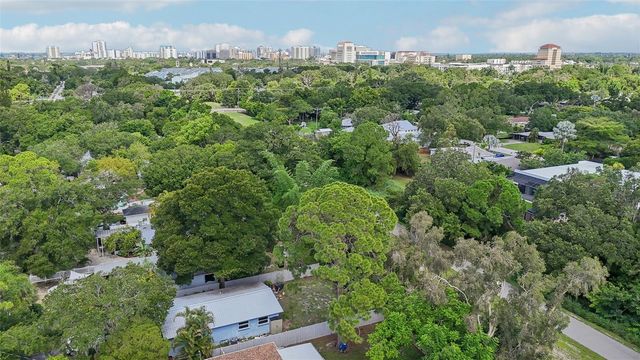 2524 NOVUS STREET, Sarasota, FL 34237