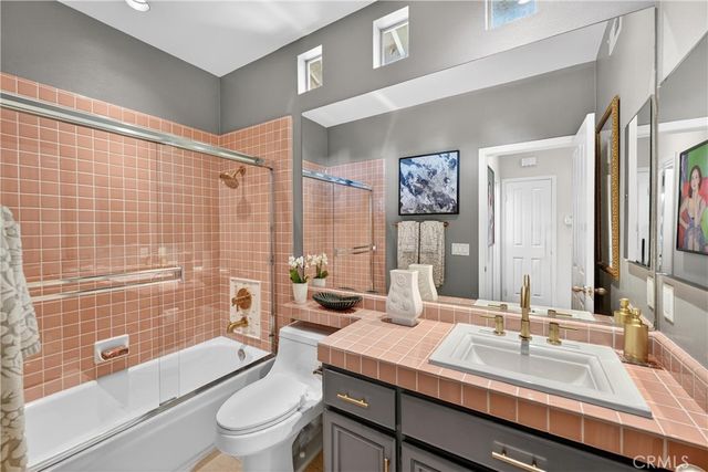 2531 Aquasanta, Tustin, CA 92782