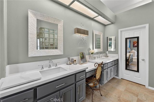 2531 Aquasanta, Tustin, CA 92782