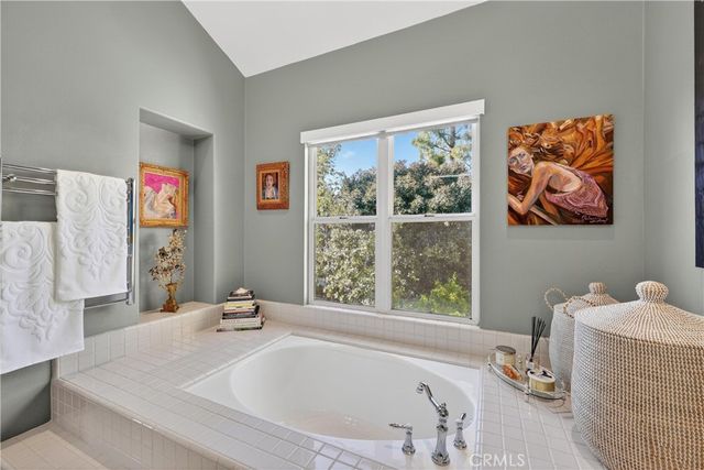 2531 Aquasanta, Tustin, CA 92782