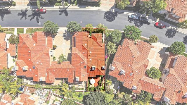 2531 Aquasanta, Tustin, CA 92782