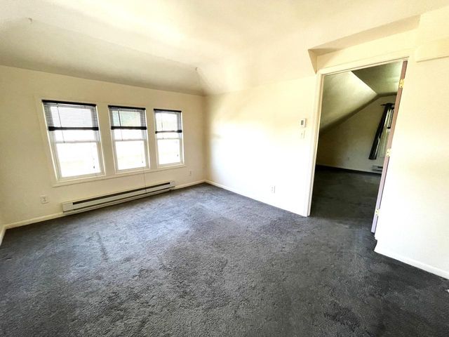 2401 W Plainfield AVENUE, Milwaukee, WI 53221