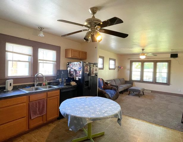 2401 W Plainfield AVENUE, Milwaukee, WI 53221
