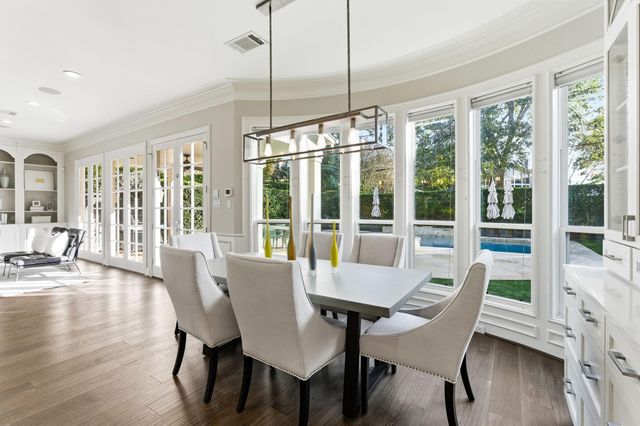 4525 Braeburn Drive, Bellaire, TX 77401