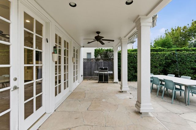 4525 Braeburn Drive, Bellaire, TX 77401