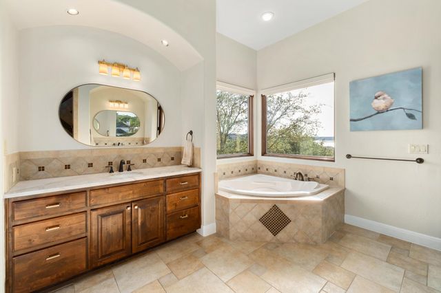 16005 Chateau Ave, Austin, TX 78734