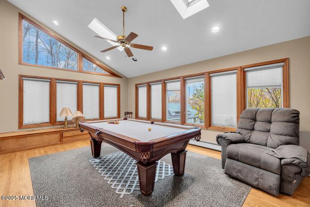 22 Hickory Lane, Freehold, NJ 07728