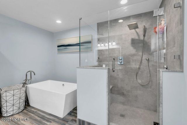 22 Hickory Lane, Freehold, NJ 07728