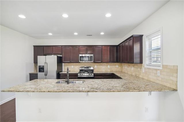 5770 Rialto Way R, Cumming, GA 30040