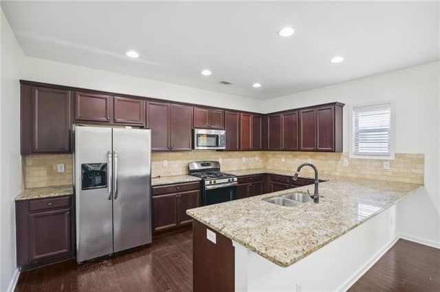 5770 Rialto Way R, Cumming, GA 30040