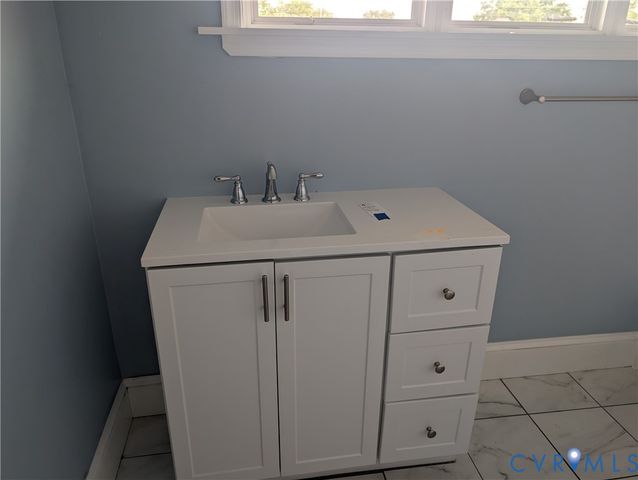 201 N 12th Ave, Hopewell, VA 23860