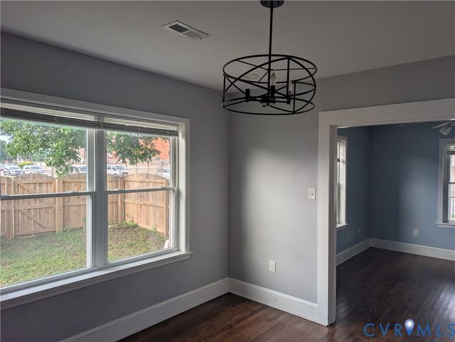 201 N 12th Ave, Hopewell, VA 23860