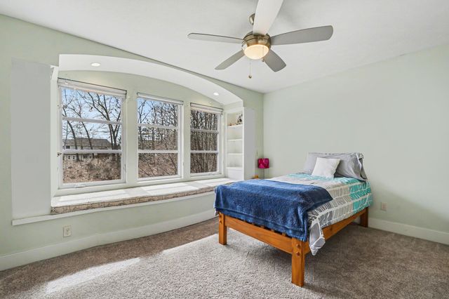 3531 Capitol Ridge Court NE, Grand Rapids, MI 49525