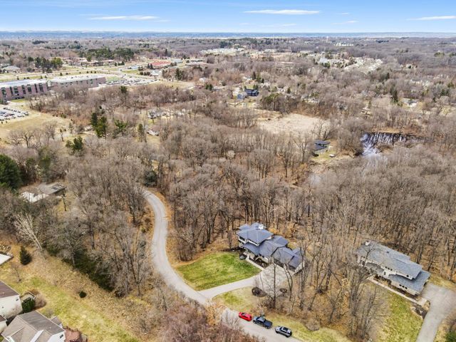 3531 Capitol Ridge Court NE, Grand Rapids, MI 49525