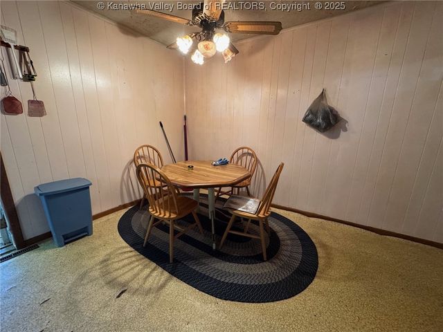 225 Laxton Hollow Road, Maysel, WV 25133