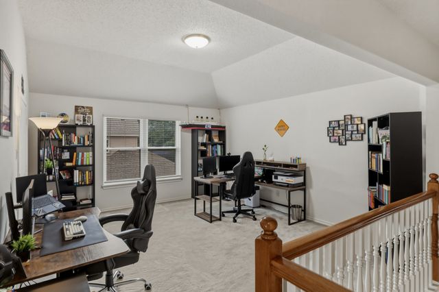 7612 Oak Knoll Drive, North Richland Hills, TX 76182