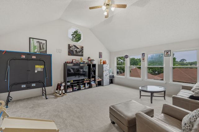 7612 Oak Knoll Drive, North Richland Hills, TX 76182